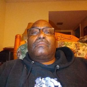 Meet your Posher, Cory